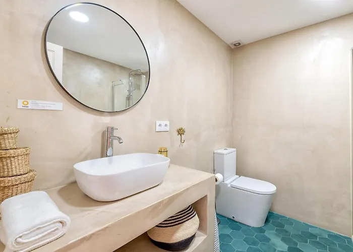 Chuita House In By Solaga Homes Málaga