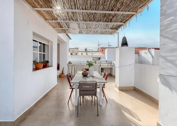 Chuita House In By Solaga Homes *